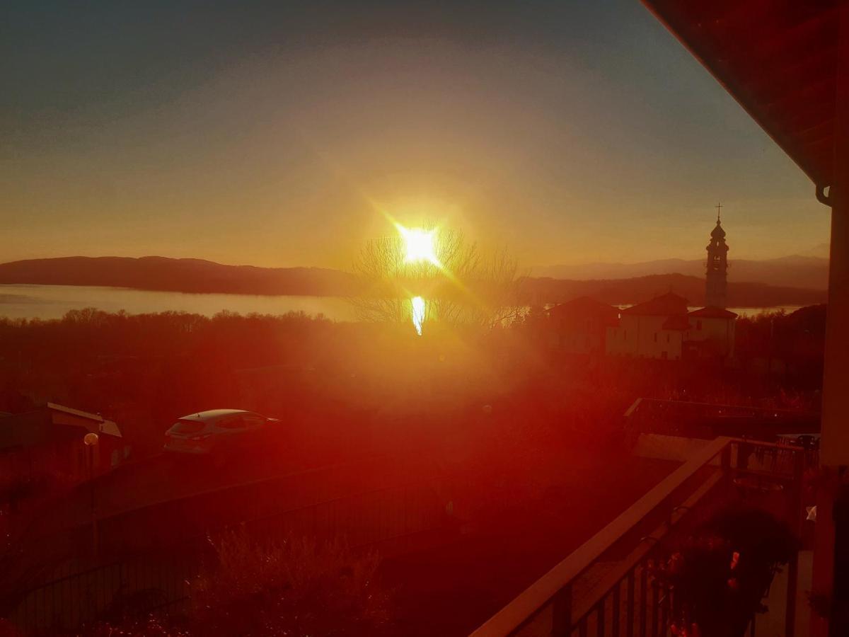 Tramonto Al Lago Lejlighed Gavirate Eksteriør billede